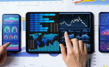 https://www.springboard.com/blog/data-analytics/how-to-become-a-quantitative-analyst/